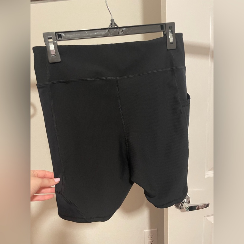 Champion Women's Black Ribbed Biker Shorts - Picture 5 of 7